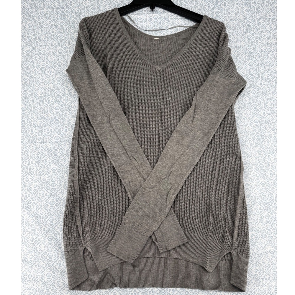 Lululemon V-Neck Waffle Knit Sweater Gray Thumbhole Pullover Womens
